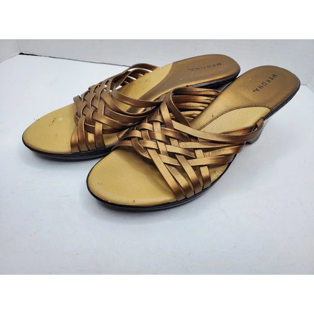 Y2K Sandals Merona Gold Small Heel Wedge‎ Size 9 Fast Shipping